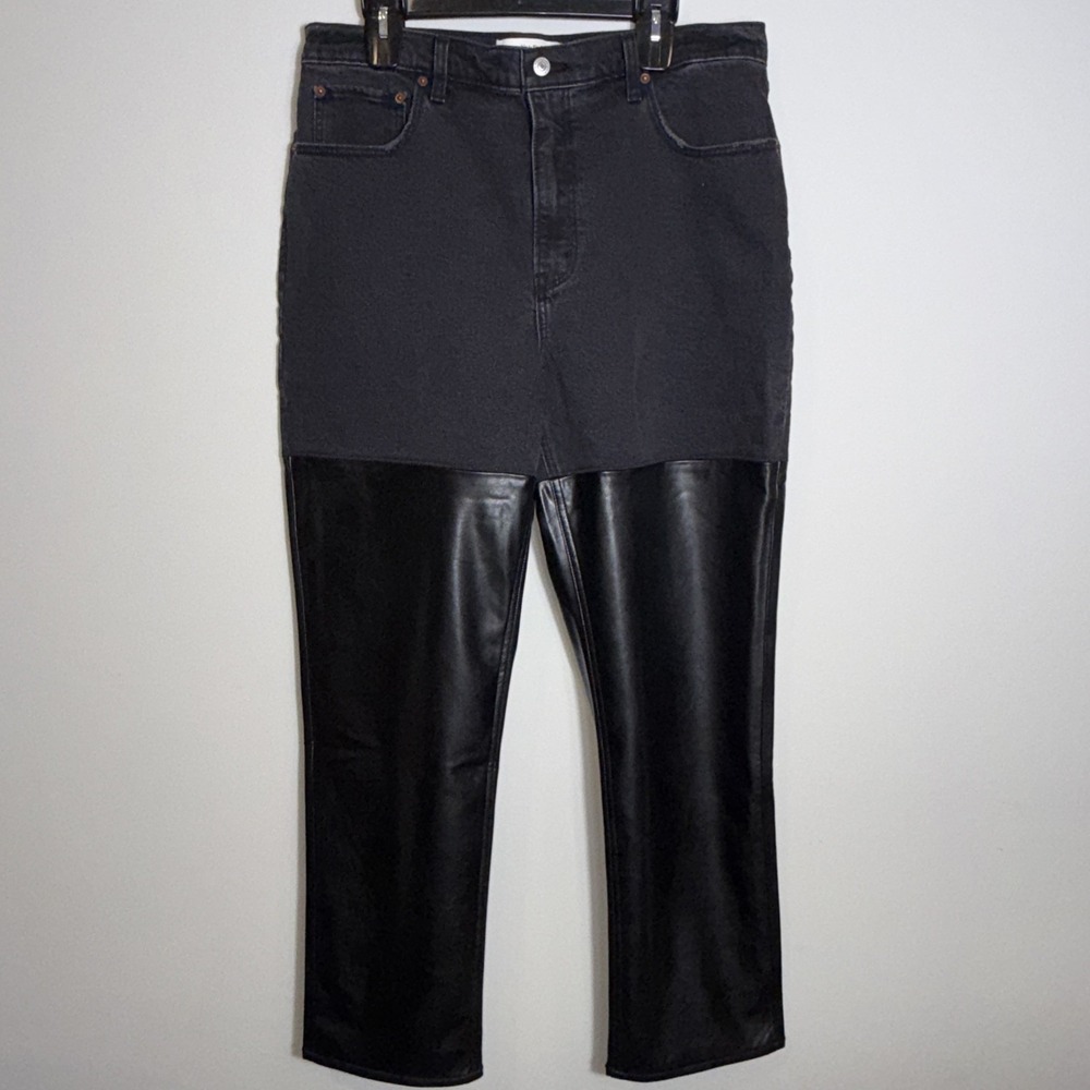 Abercrombie & Fitch The 90s Straight Ultra High Rise Black Leather Sz 32/14R NWT